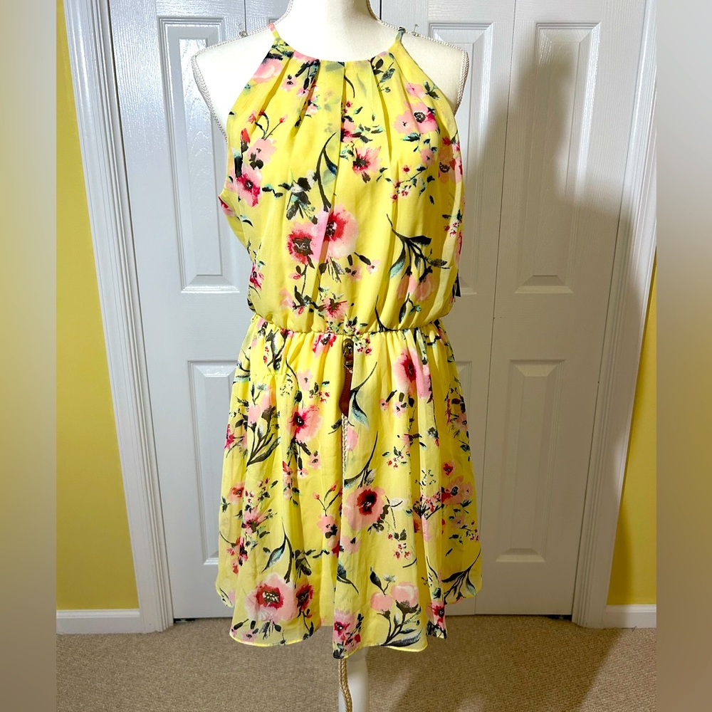 Yellow Floral Xl summer dress.